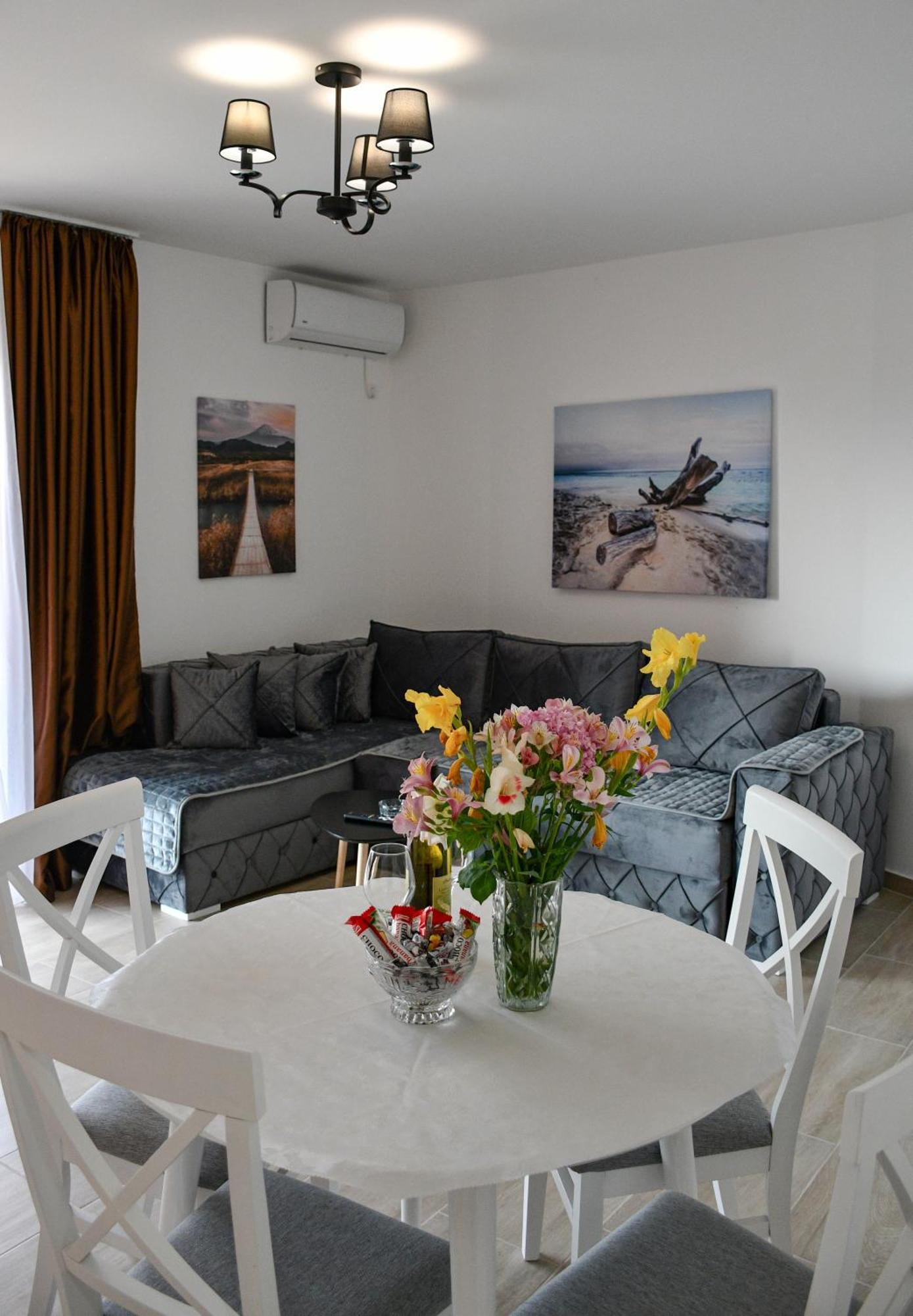 Raj Apartment Kotor Ngoại thất bức ảnh