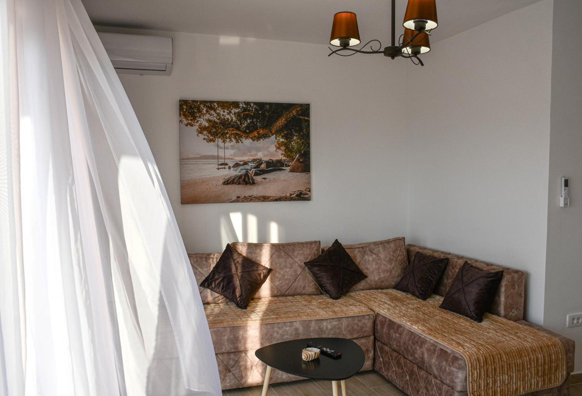 Raj Apartment Kotor Ngoại thất bức ảnh