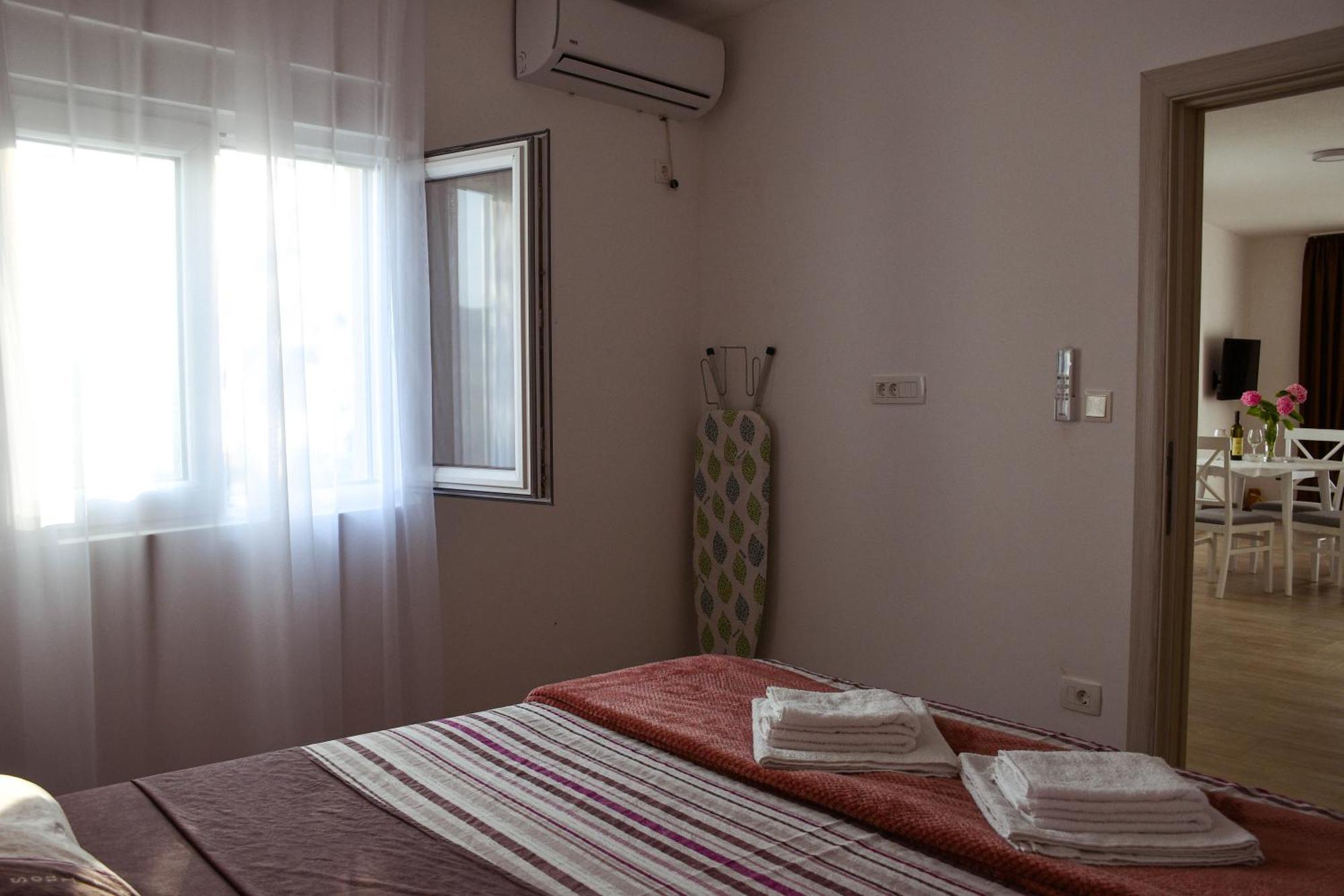 Raj Apartment Kotor Ngoại thất bức ảnh