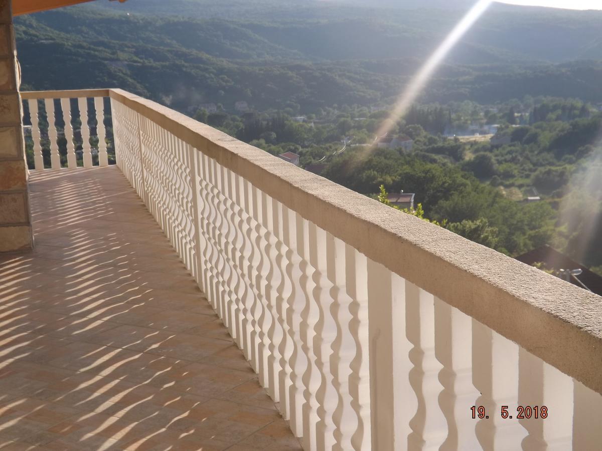 Raj Apartment Kotor Ngoại thất bức ảnh